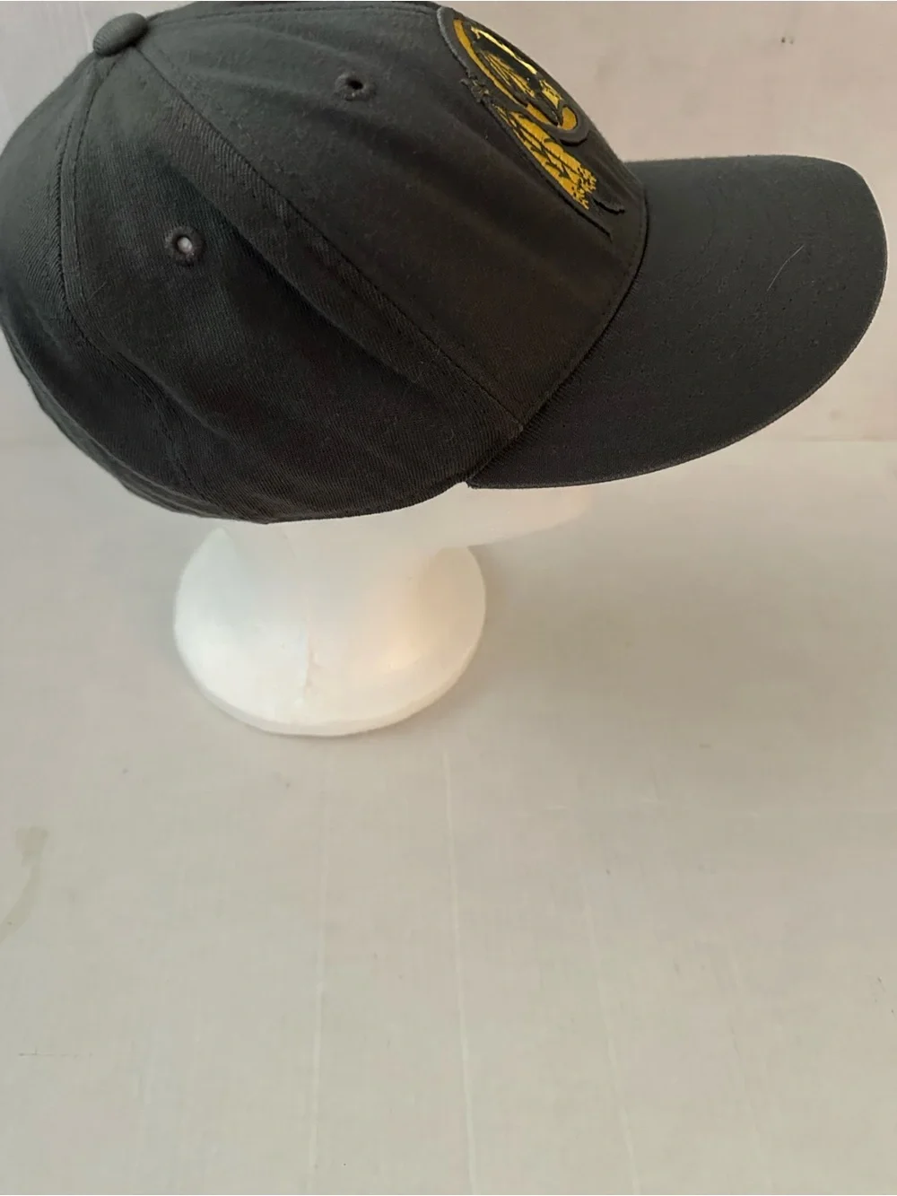 Washington Redskins Reebok NFL Black Fitted Hat Cap OSFA Embroidered Logo